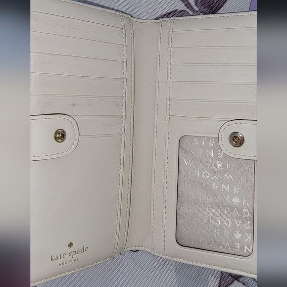 Kate Spade purple wallet - Picture 2 of 3